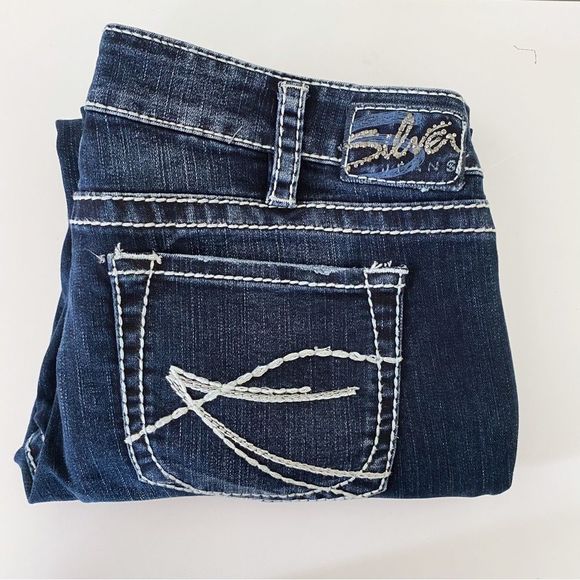 Silver Jeans Aiko Boot Cut Size W31/L33 Stunning jeans